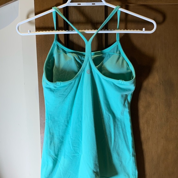 lululemon tank 🤍 - Picture 2 of 2